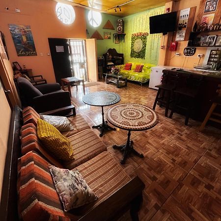 Ugarte Street Bed & Breakfast Trujillo Exterior photo
